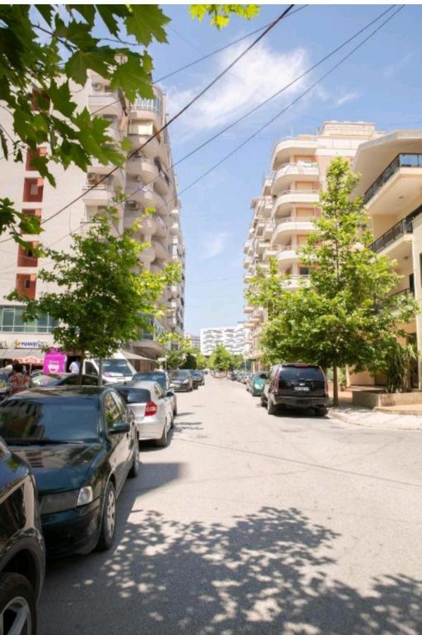 Sea View Apartment Vlorë Екстериор снимка
