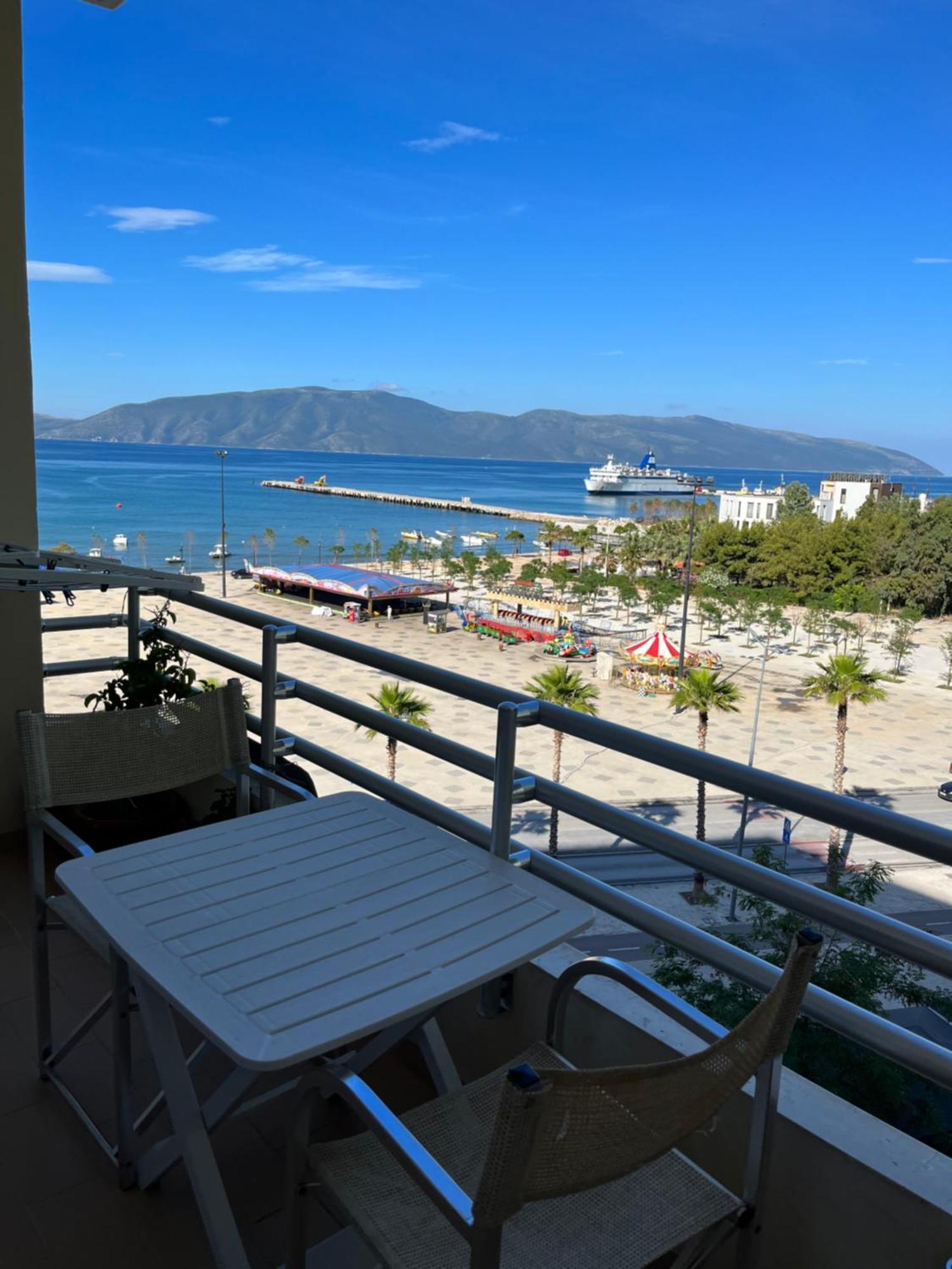 Sea View Apartment Vlorë Екстериор снимка
