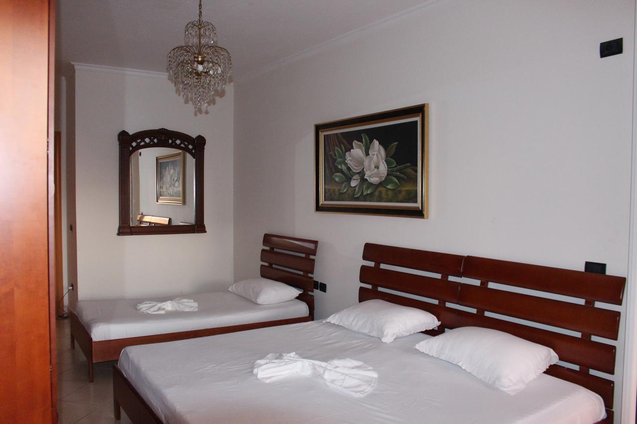 Sea View Apartment Vlorë Екстериор снимка